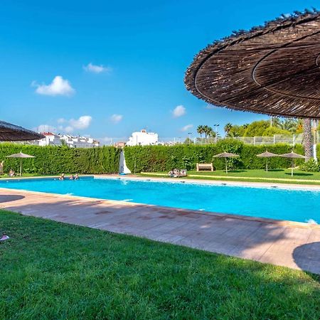 Marina Apartament Торевьиа Экстерьер фото